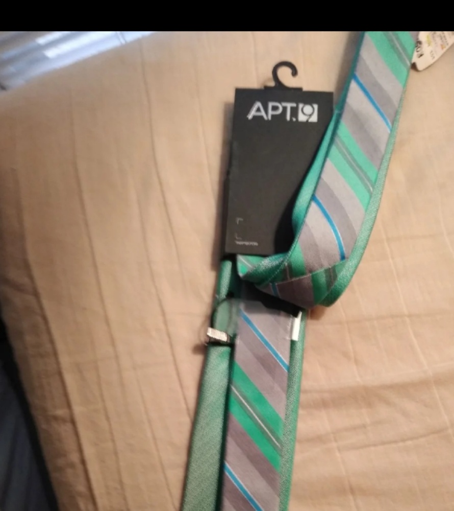 Men's tie